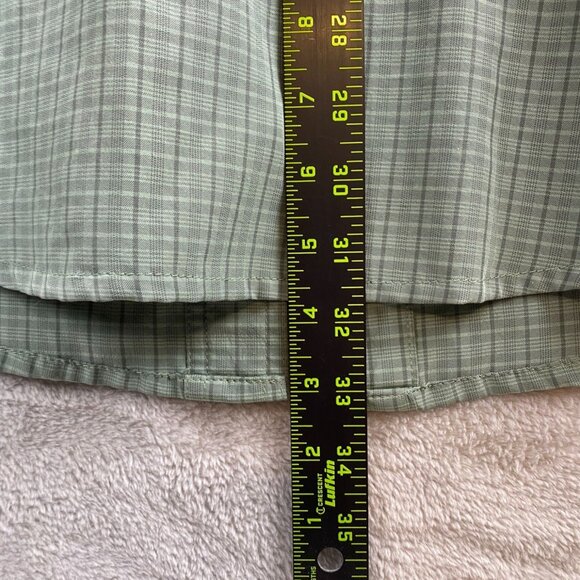 L.L.Bean Men's Shirt M Tall Short Sleeve Button-Up Green Plaid Vented Caped Fish - Picture 5 of 10